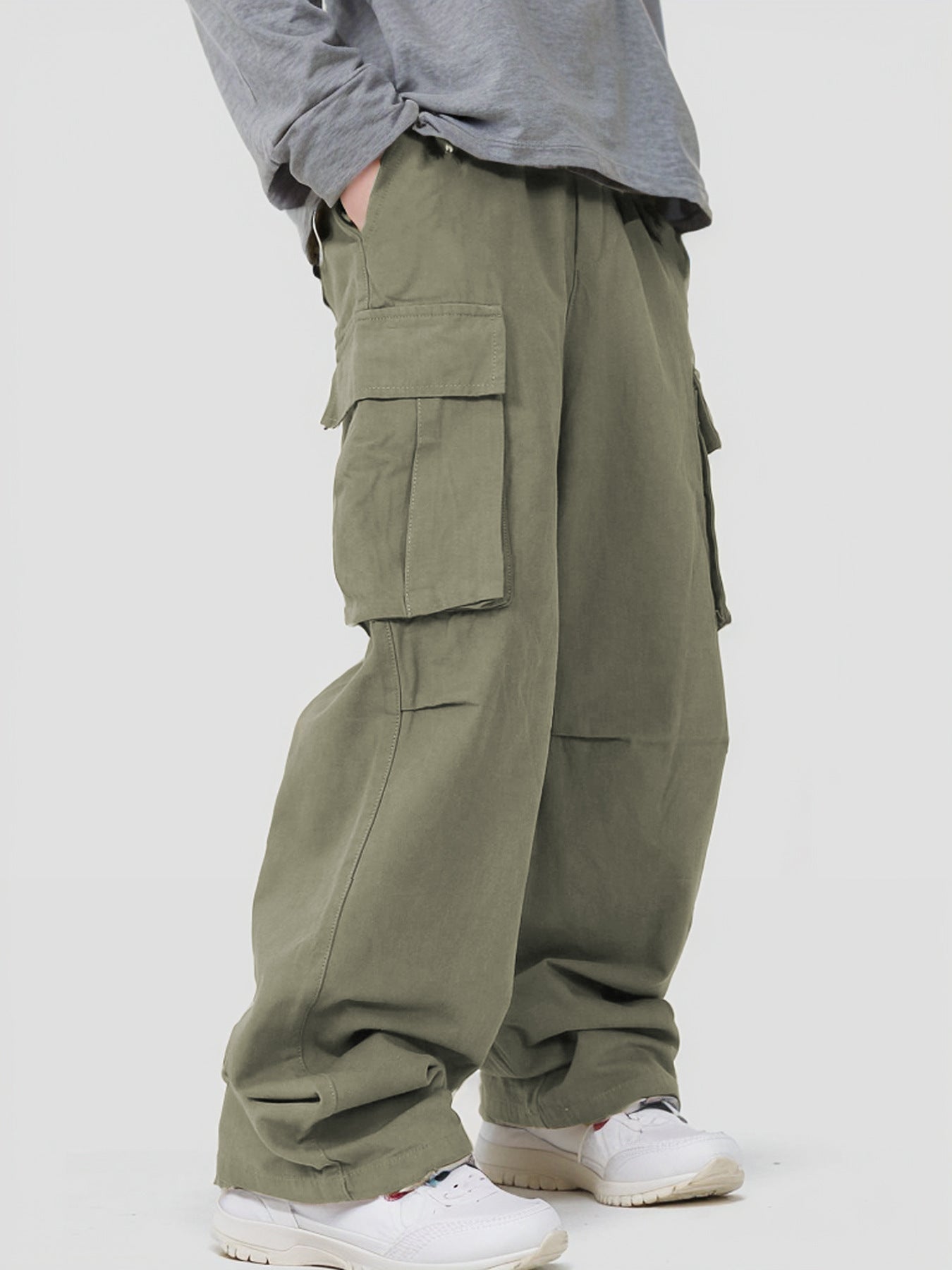 Loose Fit Cargo Chinos
